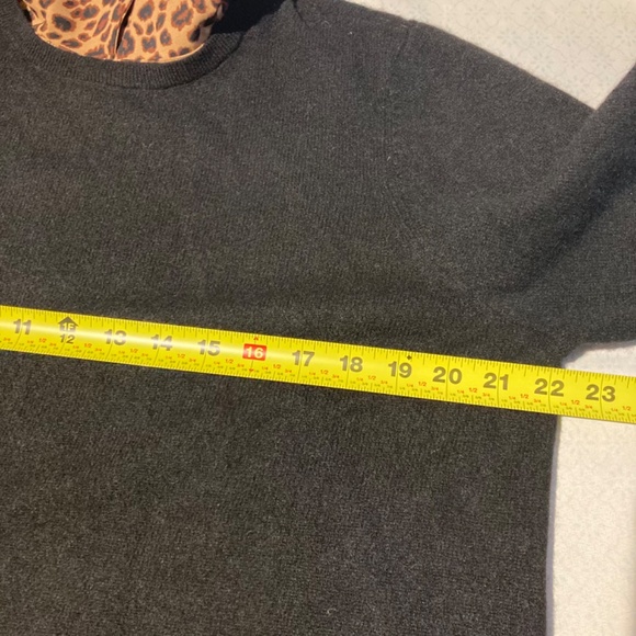 Charter club 100% cashmere sweater with shirt details - Picture 5 of 6